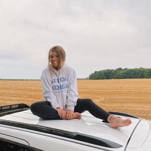 Meet your Posher, Natalie